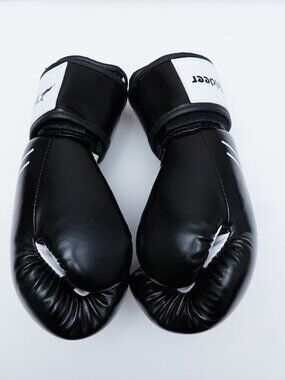 Trideer 12oz  Boxing Gloves. Blue And White